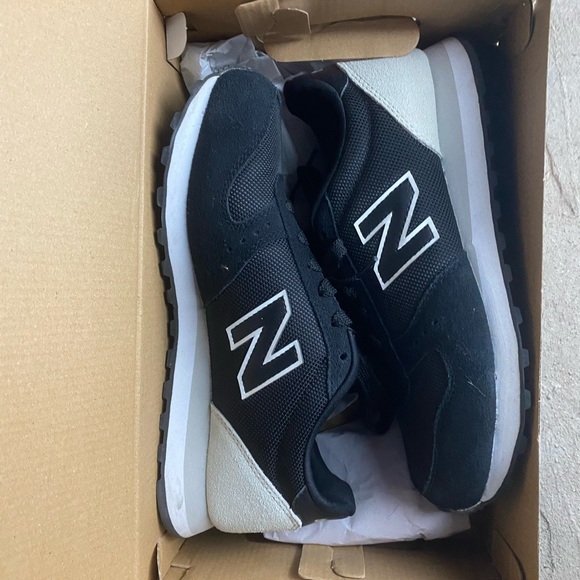 new balance 311 - Picture 1 of 5